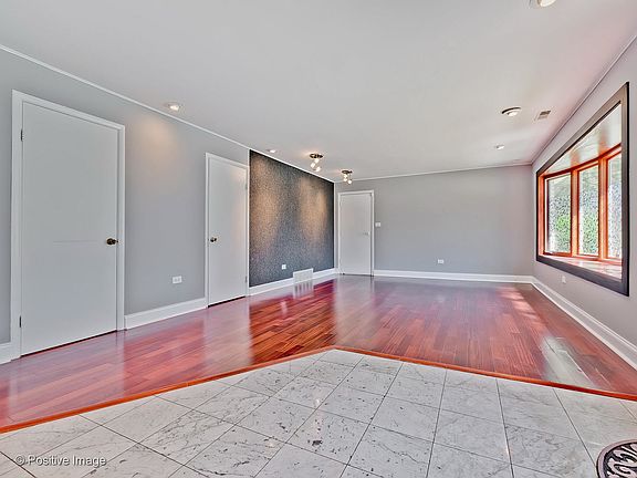 5th image of 7604 Kildare Ave
