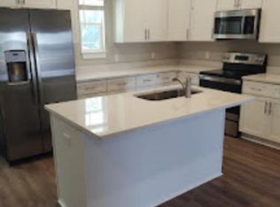 191 Date Palm Ln, Freeport, FL 32439