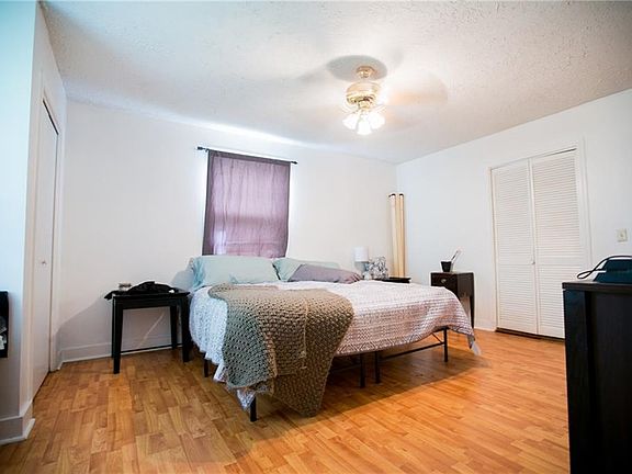 3rd image of 2613 Columbus Pkwy