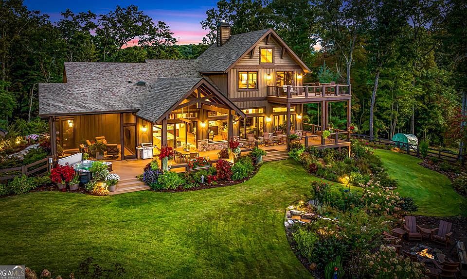 1st image of 1241 Scenic Dr