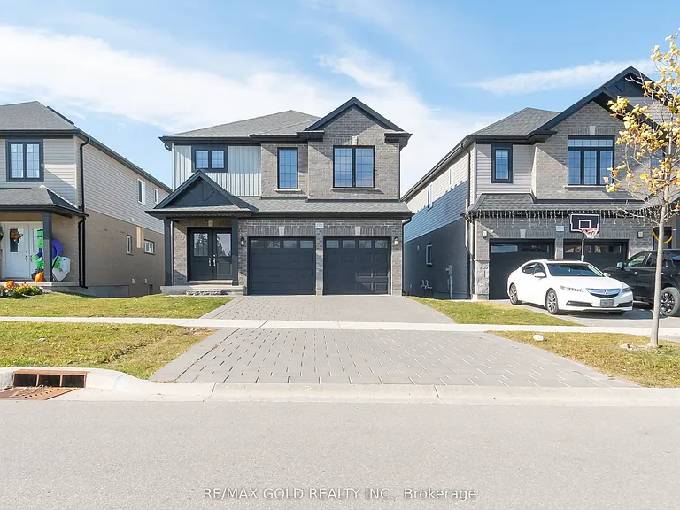 2591 Sheffield Blvd — Photo 2