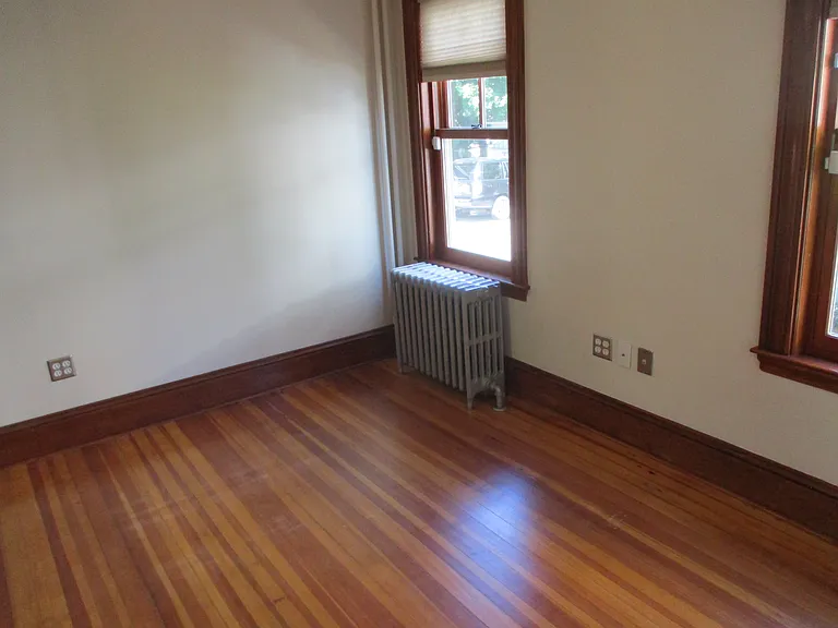 25 Harrington St #1 — Photo 9