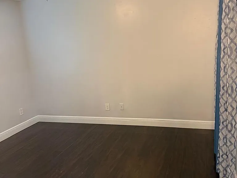 9024 Apache Blvd — Photo 14
