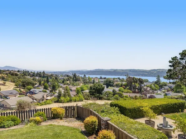 272 Carlisle Way, Benicia, CA 94510