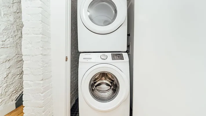 Rented by Nooklyn NYC LLC | media 14