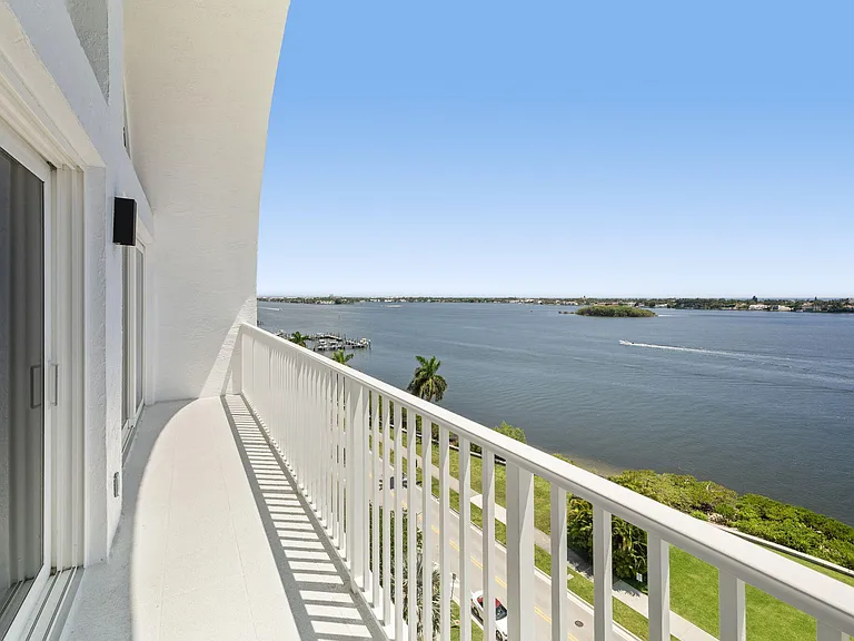 3901 S Flagler Dr #1002 — Photo 10