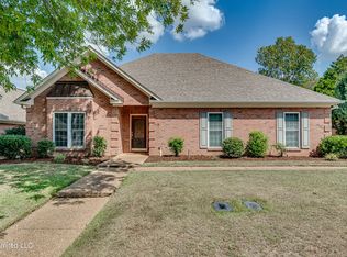 539 Spring Lake Dr, Pearl, MS 39208