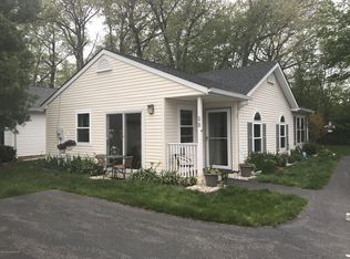 35 Ivy Ridge Close #1000, Freehold, NJ 07728