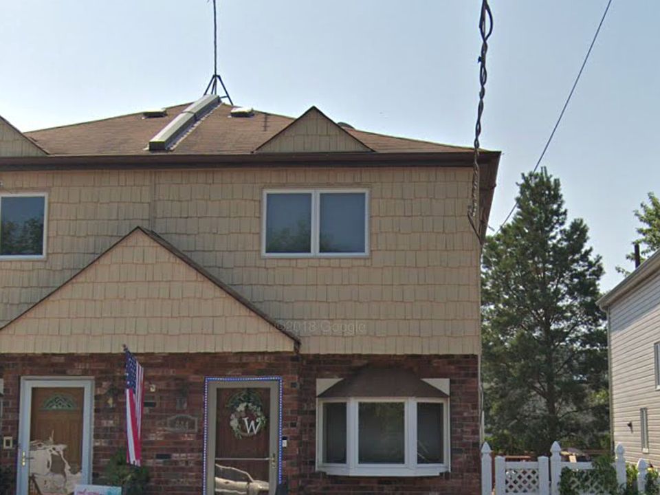 1st image of 644 Ramona Ave