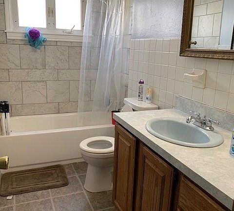 5th image of 12916 Garland Ave