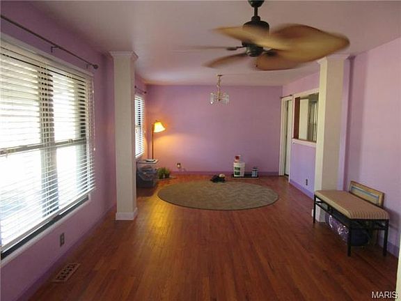 4th image of 2220 Wedgwood Dr W