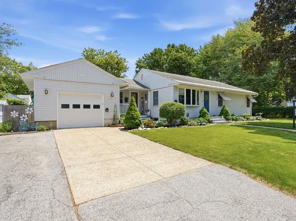 51 Kilby Street, Manchester, NH 03103