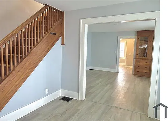 3 bed, 1100 sqft, $1,500 — Photo 3