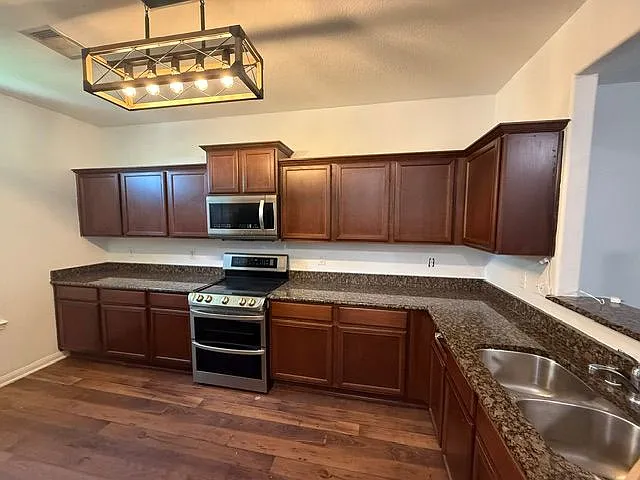 17335 Osprey Forest Dr — Photo 2
