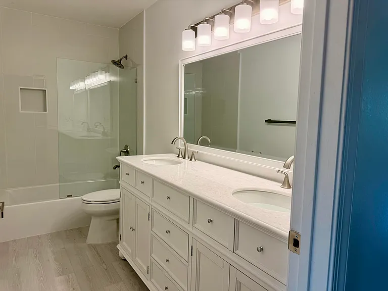 11073 Harbour Springs Cir — Photo 20