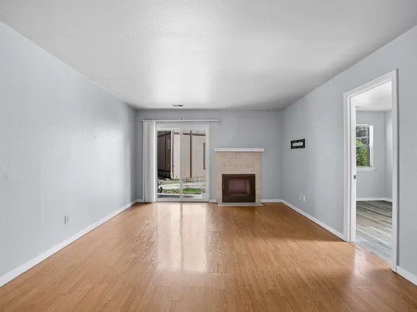 225 E 8th Ave #F-6, Longmont, CO 80504