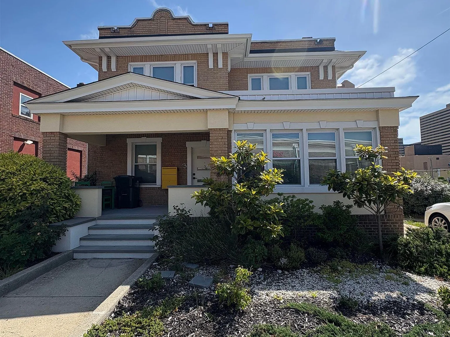 2 bed, 2.0 bath, $2,700 — Photo 1