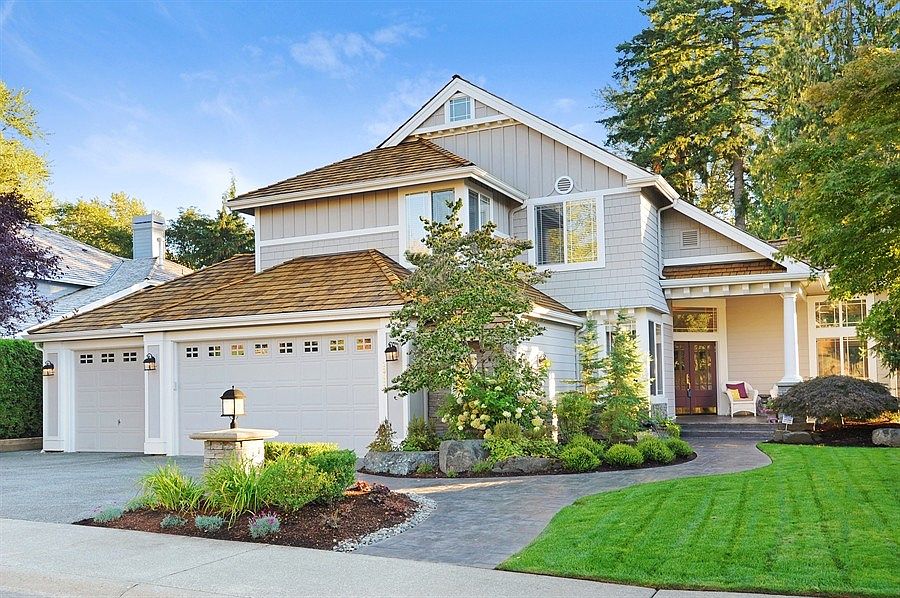 1st image of 23935 SE 8th Pl