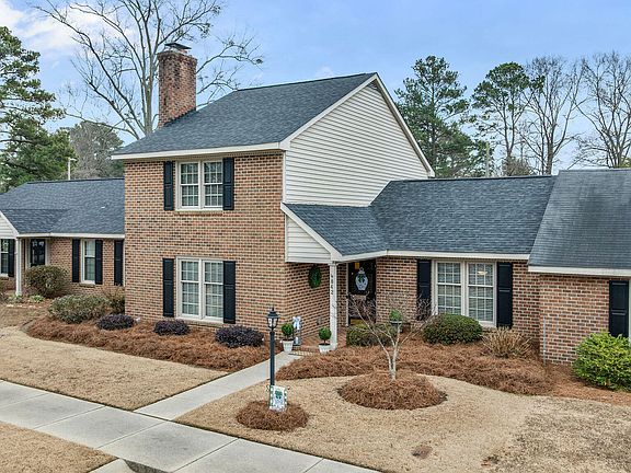 2nd image of 842 Westminster Lane