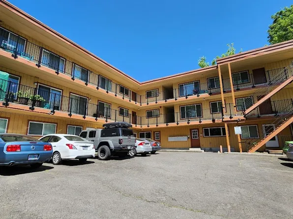 930 SW Gibbs St #1-15, Portland, OR 97239