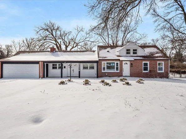 8024 Plymouth Ct, Saint Louis, MO 63134