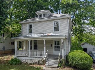 513 Taylor St, Lexington, VA 24450