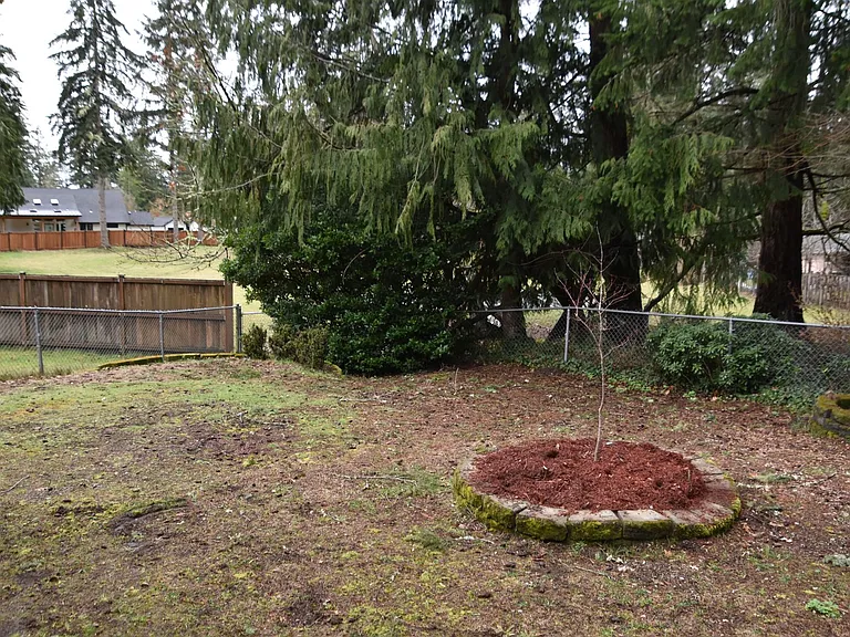 9111 Deers Tongue Cir W — Photo 18