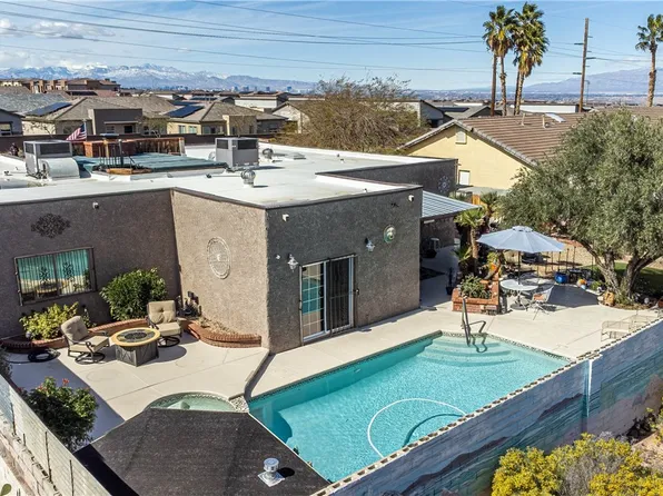 584 Mona Ln, Henderson, NV 89015