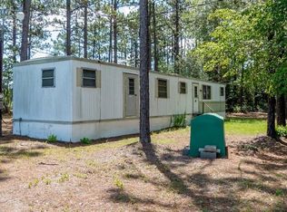 916 Redwood Rd, Southport, NC 28461
