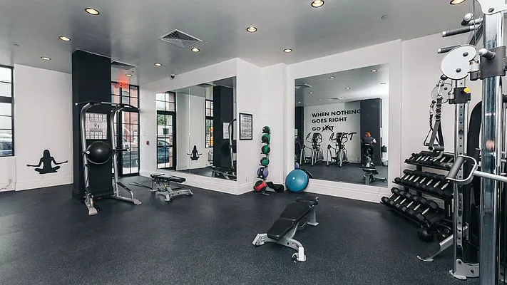 Rented by Nooklyn NYC LLC | media 13