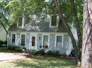 100 Henry Ct, Central, SC 29630