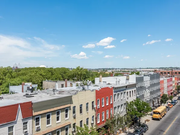 924 Metropolitan Avenue image 33 of 36