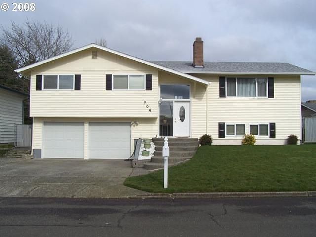 1st image of 704 NW 87th St