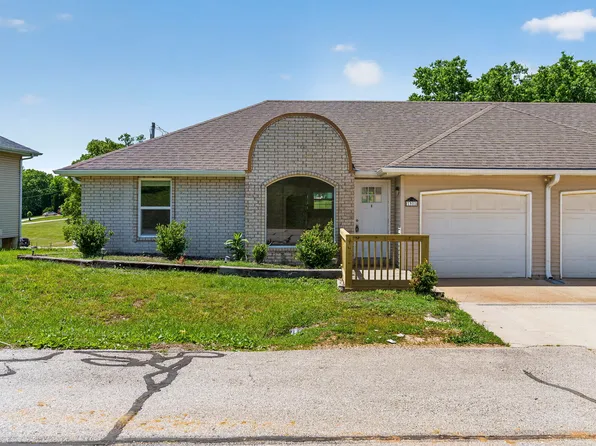 1909 S 18th Ave, Ozark, MO 65721