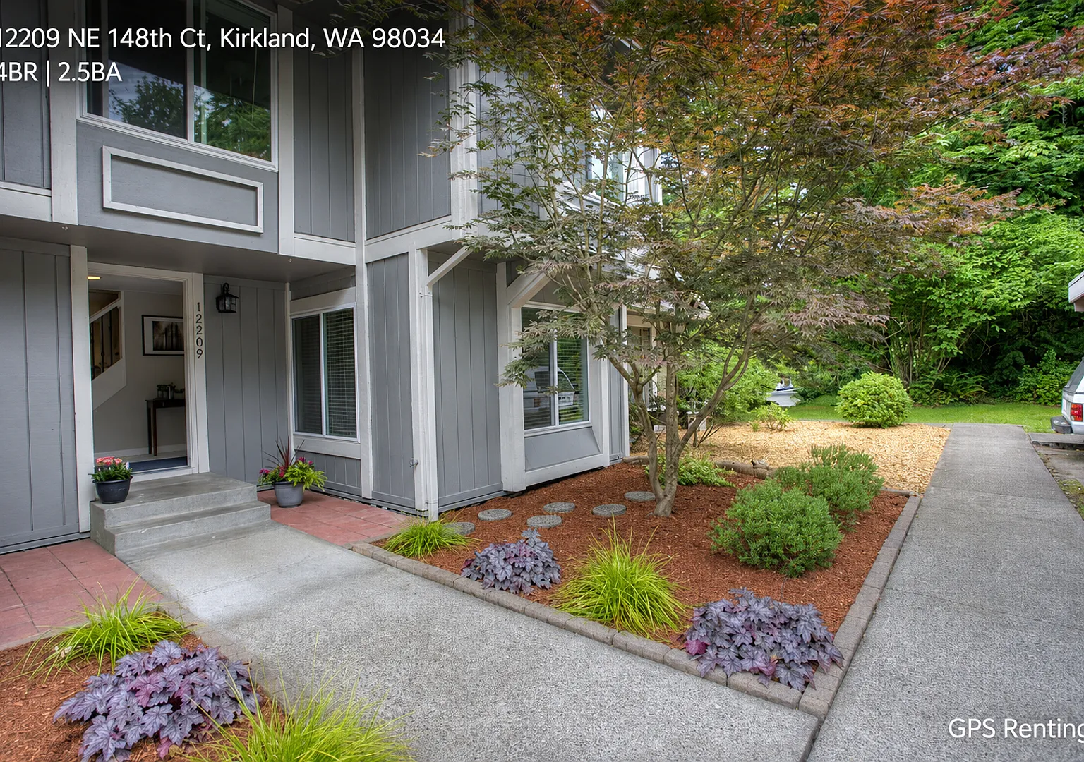 Fully Remodeled Kirkland Gem in an Unbeatable Location! — Photo 1