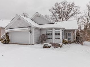 10496 W Ravine View Ct, North Royalton, OH 44133