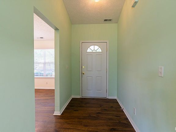 4th image of 7955 Cedar Point Dr