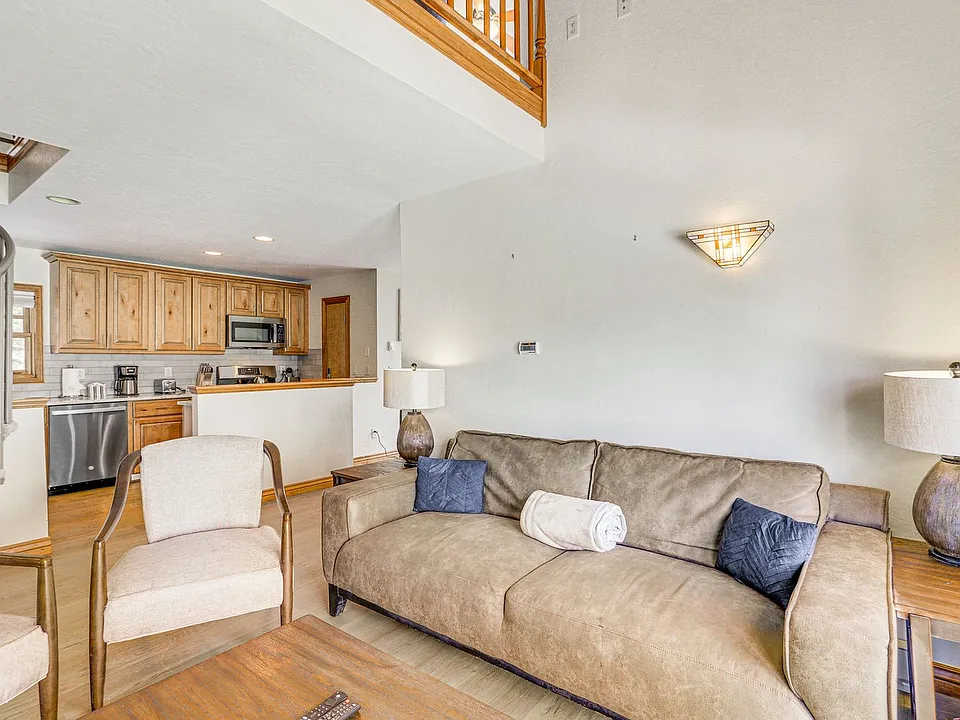 304 N Main St #ID1545837P