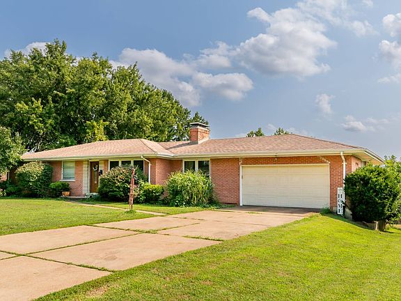 2nd image of 10108 Stonell Dr