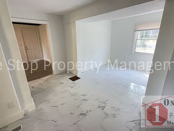 4th image of 7008 College Ave