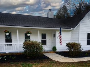 135 Dixie Ln, Covington, GA 30014