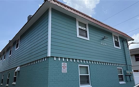 2nd image of 224 Manson Ave APT B