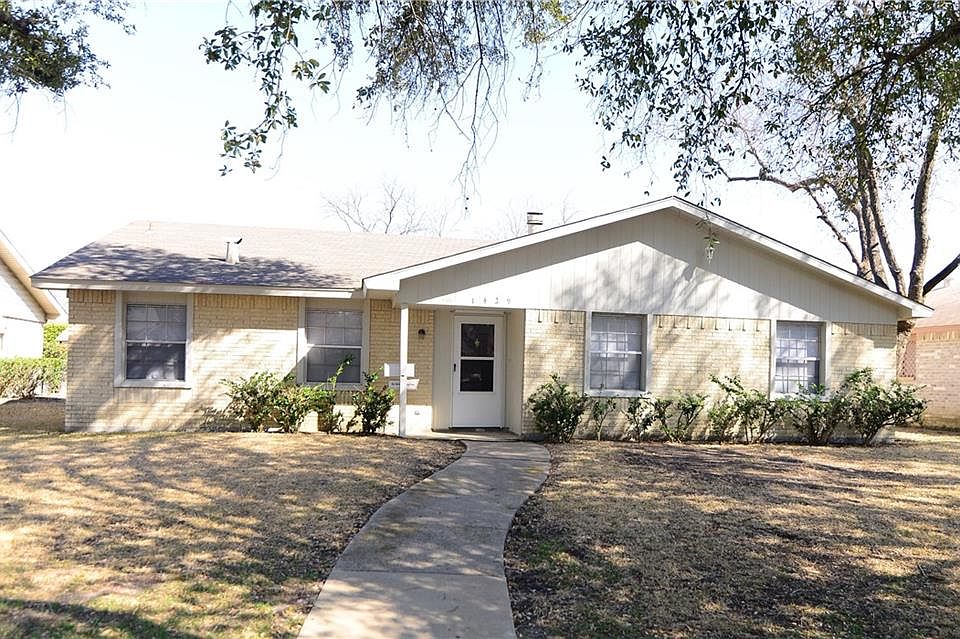 2nd image of 1429 Bosque Dr