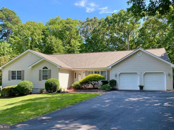 12510 Deer Point Cir, Berlin, MD 21811