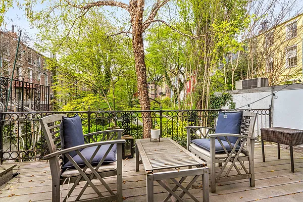 Rented by Oxford Property Group | media 13