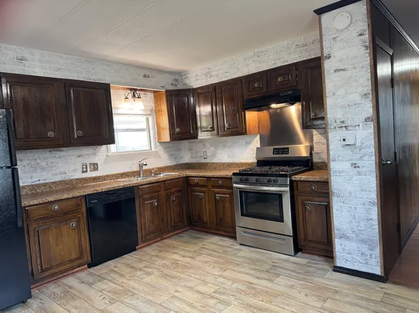 7217 E 131st St S, Bixby, OK 74008