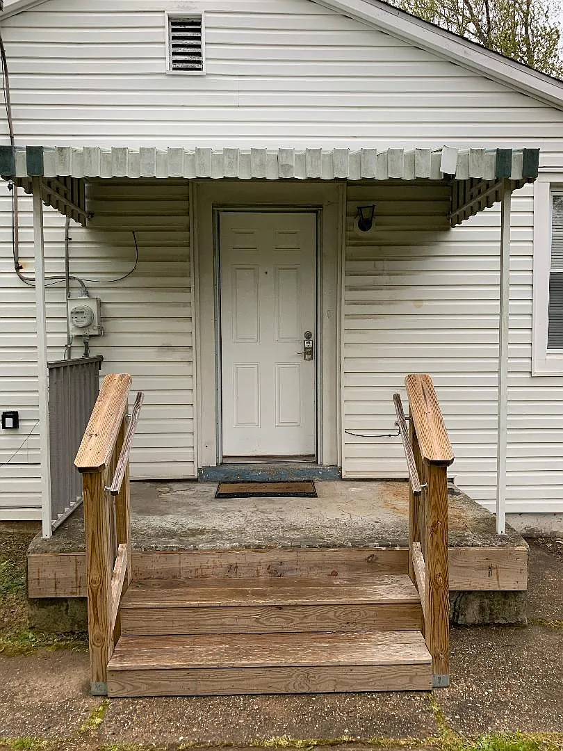 5606 Treaty St — Photo 3