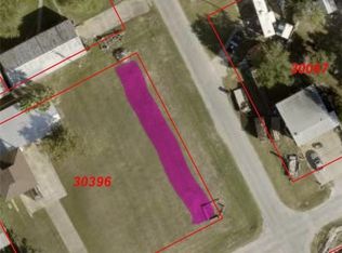 W Madison Ave, Pt O Connor, TX 77982