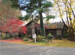 5 Bragdon Dr #PVT, Rochester, NY 14618