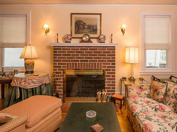 5th image of 48 Margaret Ave